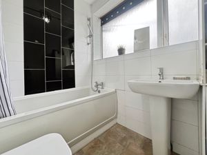 Bathroom - click for photo gallery